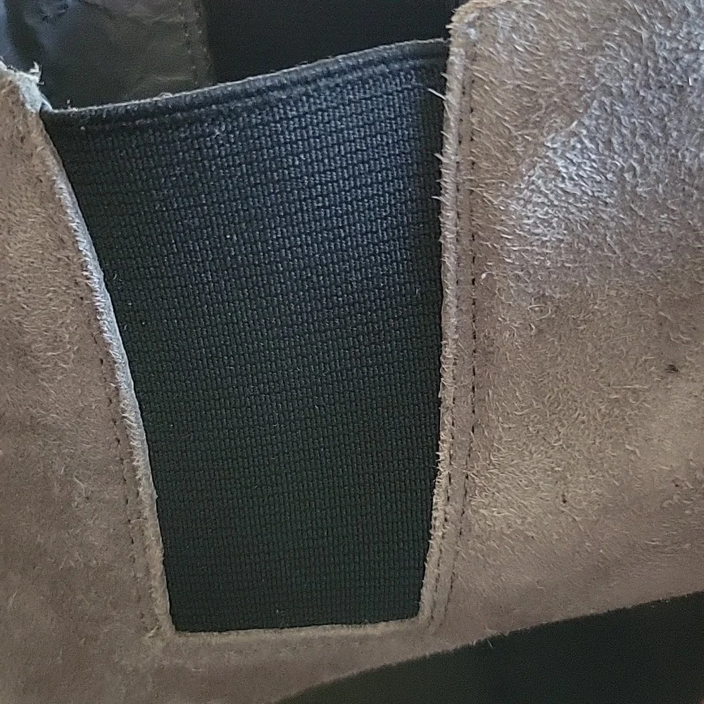BCBG Paris Boots 9.5 Gray